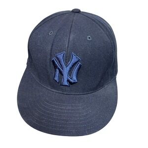 New York Yankees Hat Cap Fitted Mens 7 3/8 Navy MLB Baseball Cooperstown Script